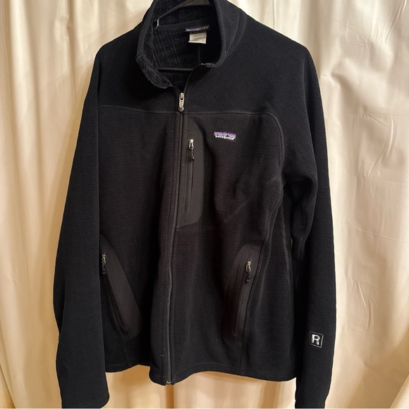 Patagonia Other - Patagonia Men's Black Performance Jacket R3